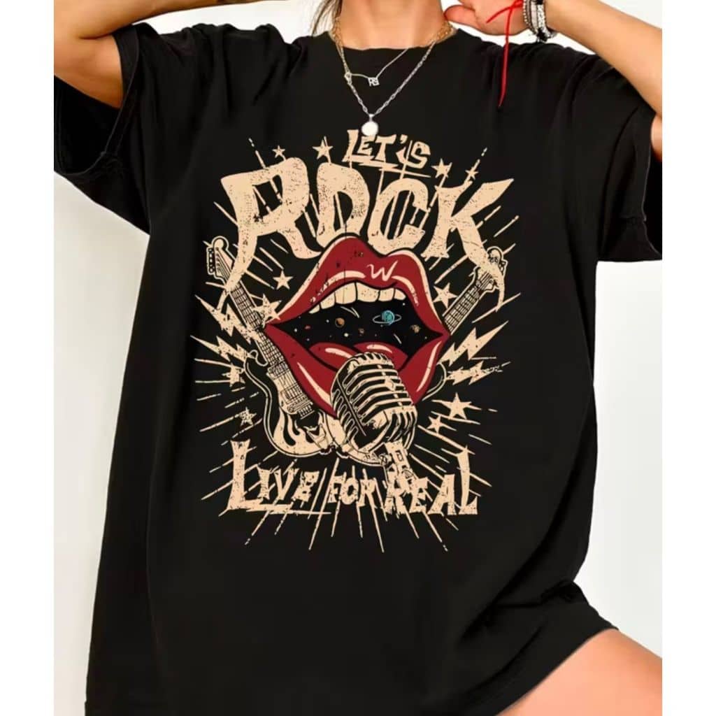 Camiseta Feminina Rock Let´s Rock Estampa Boca Microfone Preta Street Style