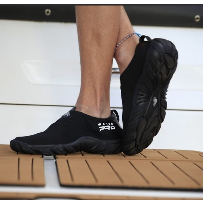 Sapatilha Aquática Esportes Pesca Camping Trilha Lazer - Microfuros - Bad Fish - Preto